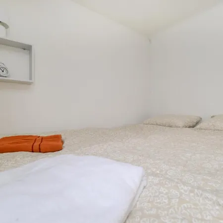 Apartment Two Separate In Center, Party District *
